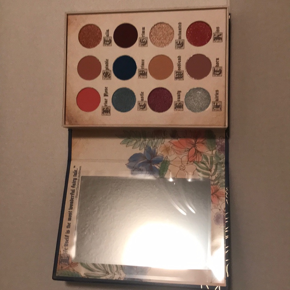 LITTLE BRIAR ROSE - STORYBOOK PALETTE - Picture 3 of 4